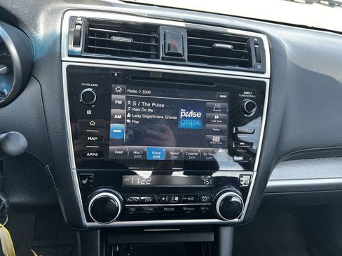 Used 2018 Subaru Legacy 2.5i Premium AWD/4WD image 14