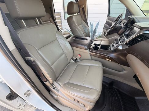Used 2017 Chevrolet Tahoe LT w/ Luxury Package AWD/4WD image 30