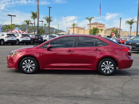 Used 2022 Toyota Corolla LE image 8