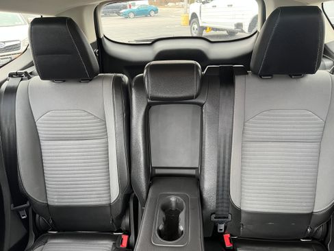 Certified 2018 Ford Escape SE w/ Ford Safe & Smart Package image 9