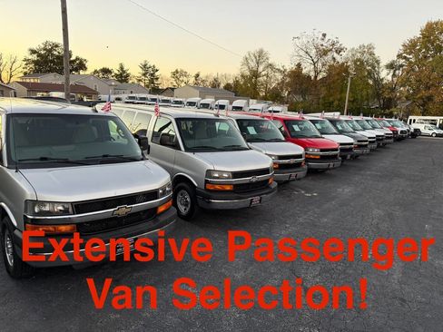 Used 2016 Chevrolet Express 3500 LT w/ LT Preferred Equipment Group image 4