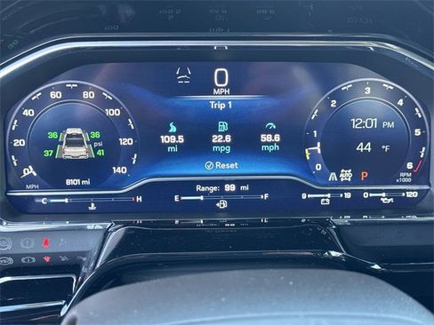 Used 2025 Chevrolet Silverado 1500 LTZ w/ LTZ Premium Package image 32