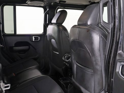 Used 2023 Jeep Gladiator Sport image 25