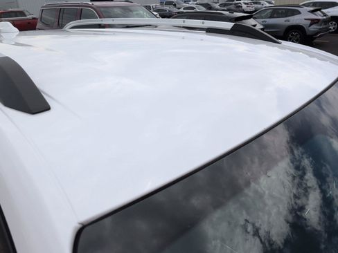 Used 2025 Chevrolet Equinox LT w/ Convenience Package II FWD image 40
