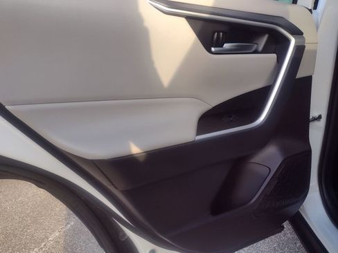 Used 2024 Toyota RAV4 XLE image 17