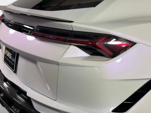 Used 2024 Lamborghini Urus Performante image 18