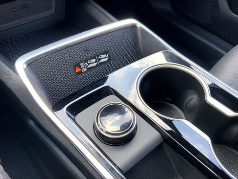 Certified 2026 Chevrolet Equinox LT w/ Convenience Package II image 35