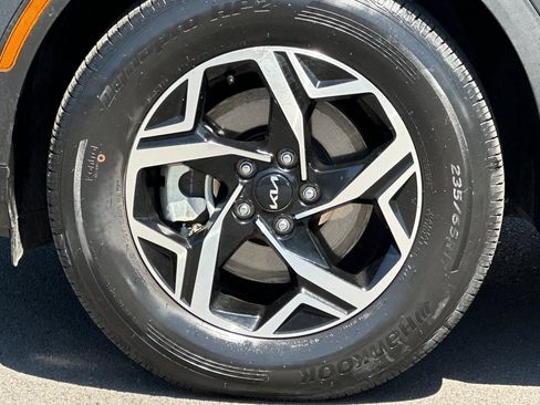 Certified 2025 Kia Sportage LX AWD/4WD image 33