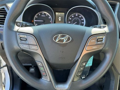 Used 2018 Hyundai Santa Fe Sport image 14
