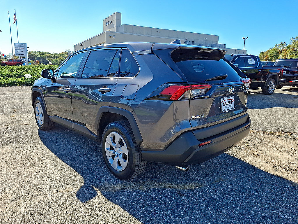 Used 2025 Toyota RAV4 LE AWD/4WD image 63