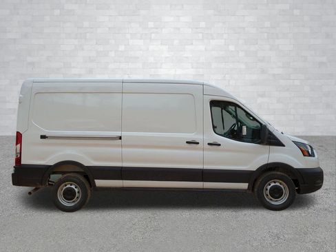 New 2026 Ford Transit 250 148 Medium Roof w/ Load Area Protection Package image 3