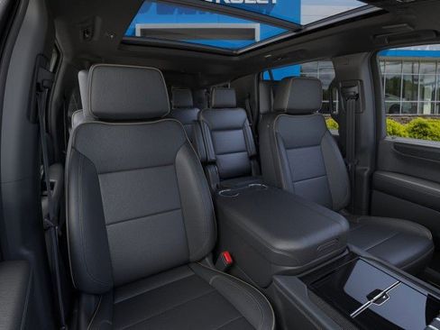 New 2026 GMC Yukon Elevation image 16