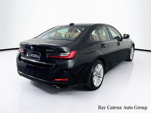 Used 2023 BMW 330i xDrive Sedan w/ Premium Package AWD/4WD image 7