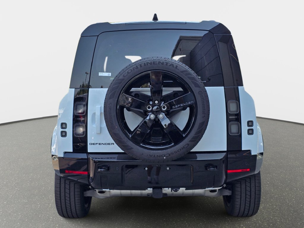 New 2026 Land Rover Defender 110 X-Dynamic SE AWD/4WD image 8