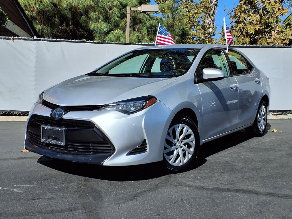 Certified 2018 Toyota Corolla LE FWD image 40