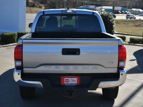 Used 2023 Toyota Tacoma SR5 image 4