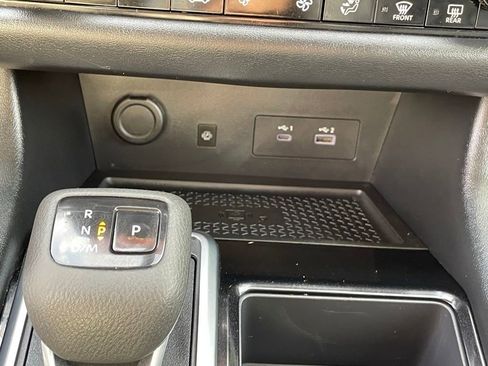 Certified 2023 Nissan Pathfinder SL w/ SL Premium Package AWD/4WD image 22