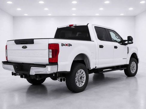 Used 2022 Ford F250 XLT AWD/4WD image 5