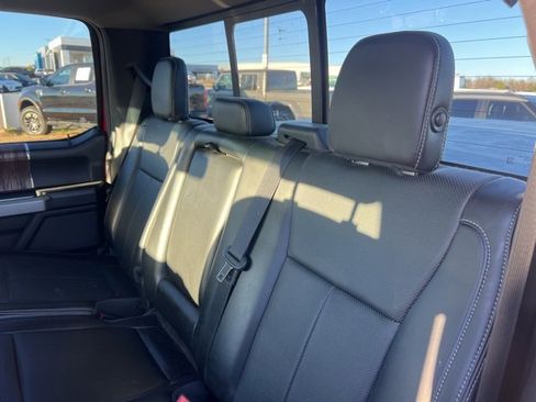 Used 2018 Ford F150 Lariat image 9