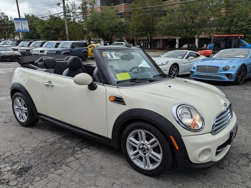 Used 2011 MINI Cooper Convertible FWD image 34