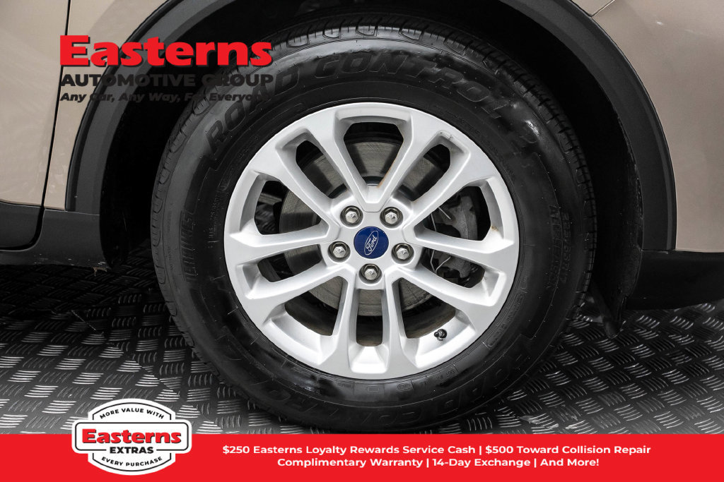 Used 2020 Ford Escape SE AWD/4WD image 32