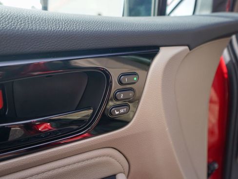 Used 2023 Honda Odyssey Elite image 17