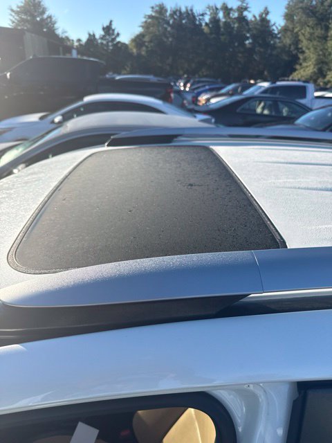 Used 2018 Toyota RAV4 Limited AWD/4WD image 4