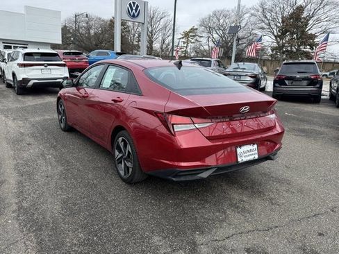 Used 2023 Hyundai Elantra SEL w/ Convenience Package image 6