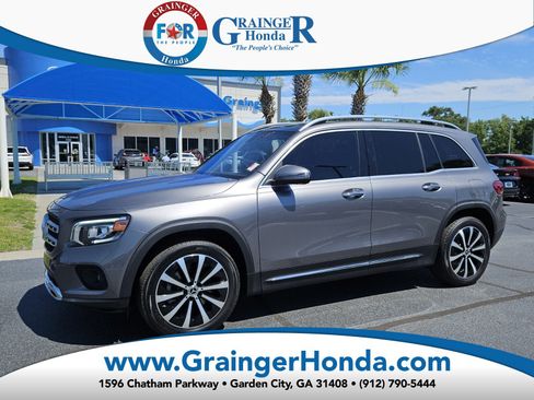 Used 2022 Mercedes-Benz GLB 250 4MATIC image 1