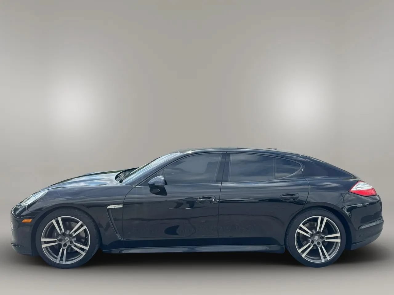 Used 2012 Porsche Panamera image 4