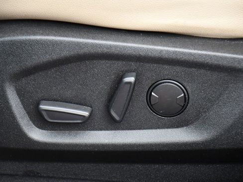 Used 2023 Ford Edge SEL w/ Convenience Package image 25