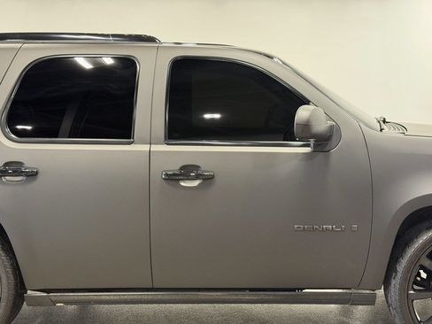 Used 2013 GMC Yukon Denali AWD/4WD image 29