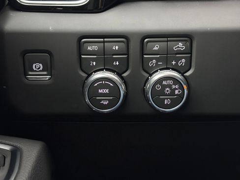 New 2026 GMC Sierra 1500 Denali AWD/4WD image 24