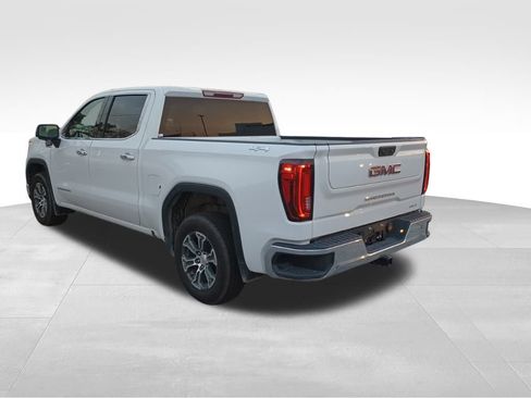 Used 2025 GMC Sierra 1500 SLT image 3