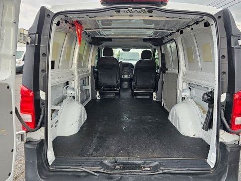 Used 2016 Mercedes-Benz Metris image 29