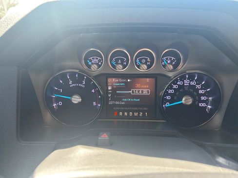 Used 2012 Ford F250 Lariat w/ Lariat Interior Pkg AWD/4WD image 14