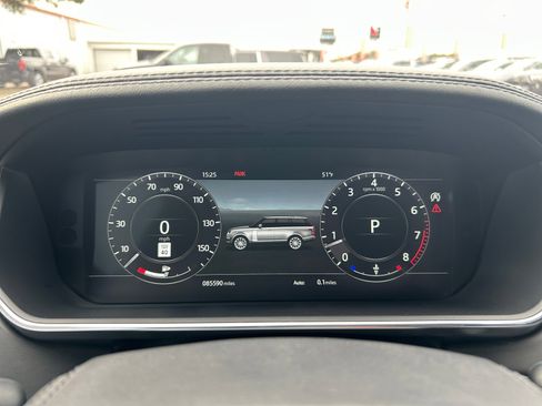 Used 2019 Land Rover Range Rover HSE image 20