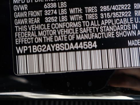 Certified 2025 Porsche Cayenne GTS w/ Technology Package AWD/4WD image 39