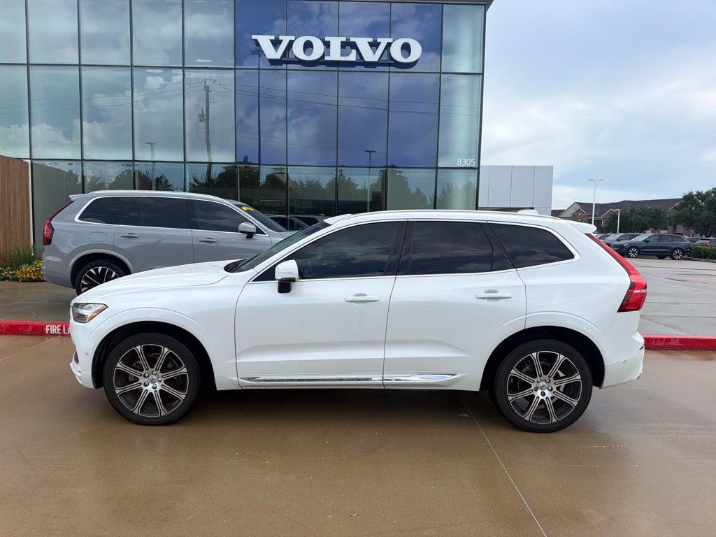 Used 2021 Volvo XC60 T5 Inscription w/ Advanced Package AWD/4WD image 2