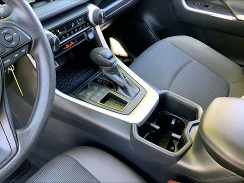 Used 2024 Toyota RAV4 LE image 13