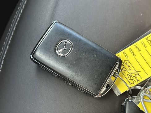 Used 2025 MAZDA CX-5 Signature image 20