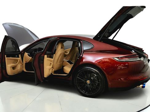 Used 2021 Porsche Panamera 4 AWD/4WD image 12