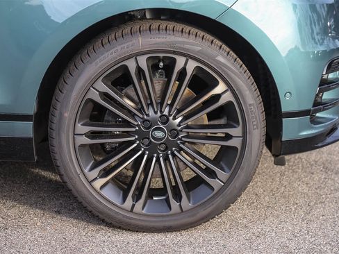 New 2026 Land Rover Range Rover Velar Dynamic SE image 10