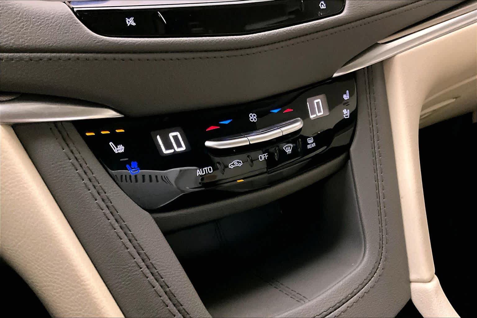 Used 2024 Cadillac XT5 Premium Luxury w/ Technology Package FWD image 36