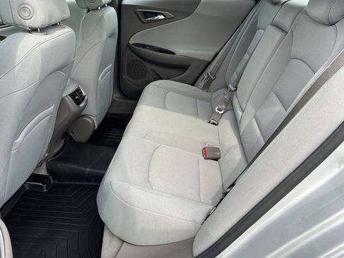 Used 2020 Chevrolet Malibu LT image 22