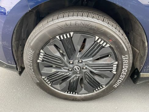 Used 2025 Nissan Murano Platinum w/ Cargo Package AWD/4WD image 9