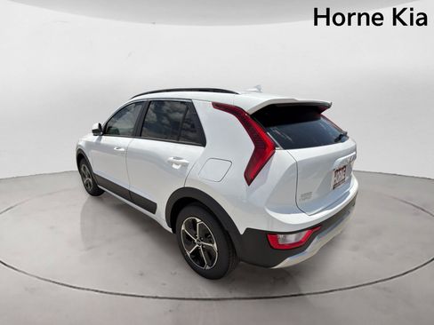 New 2026 Kia Niro LX FWD image 5