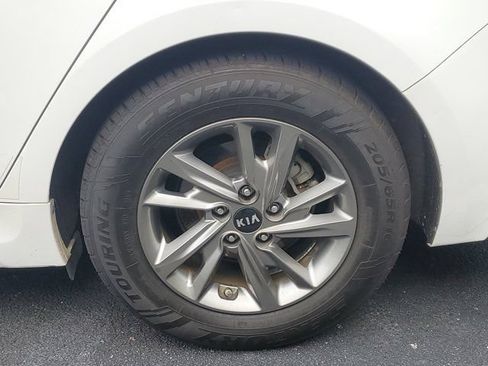 Used 2019 Kia Optima LX FWD image 6