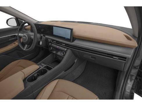 Used 2025 Hyundai Sonata Limited FWD image 18