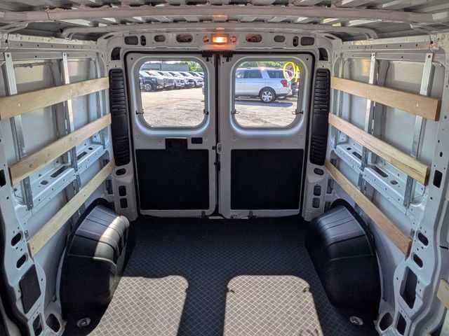 Used 2025 RAM ProMaster 2500 w/ U-Haul Equipment Group FWD image 14